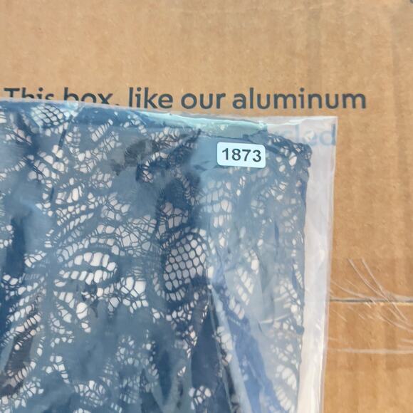 French Connection A-Line Micro-Mini Skirt Lace Woman 6 Black Lace Beige Lining - Picture 14 of 14